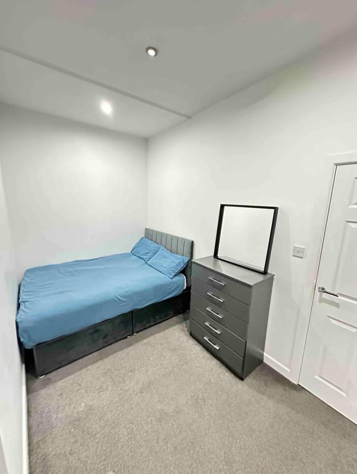 Apartment In Bham City Centre, Free Parking Sleeps 3 เบอร์มิงแฮม ภายนอก รูปภาพ